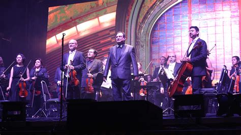 Conmemora Mijares 90 años de la UANL con un concierto sinfónico Vida