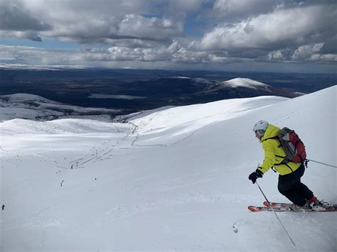 Skiing in Scotland | Great North Lodges