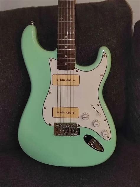 Squier Affinity Elektromos gitár eladó GS Fanatic