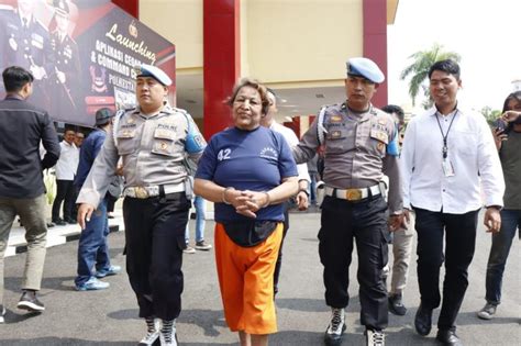 Polisi Bongkar Praktik Penyuntikan Kolagen Ilegal Dada Korban Bernanah