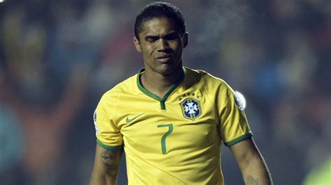 Douglas Costa Withdraws From Brazil Olympic Squad | beIN SPORTS