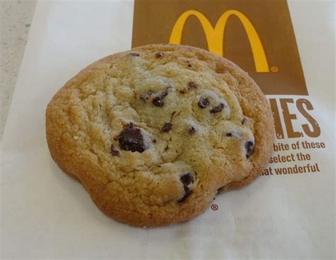 McDonald's Cookie Review | Is It Any Good? - TheFoodXP