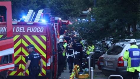 Incendio Appartamento In Palazzina A Milano 8 Feriti Gazzetta Di Parma