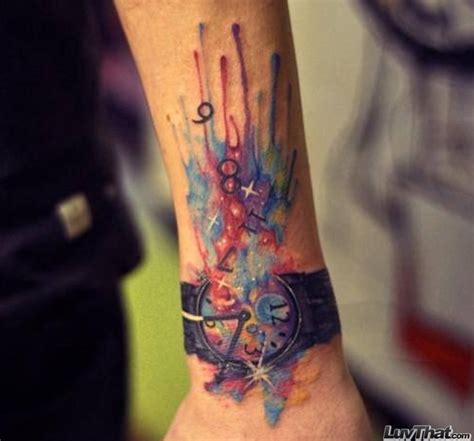 75 Amazing Wrist Tattoos – LuvThat