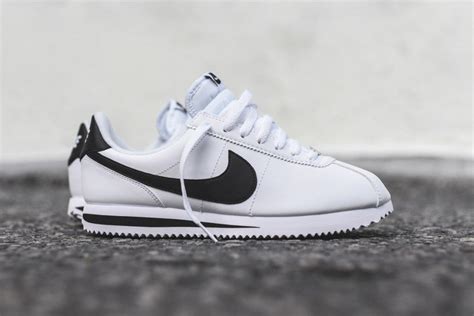 Nike S Cortez Silhouette Is Back In Full Grain Leather Nike Cortez