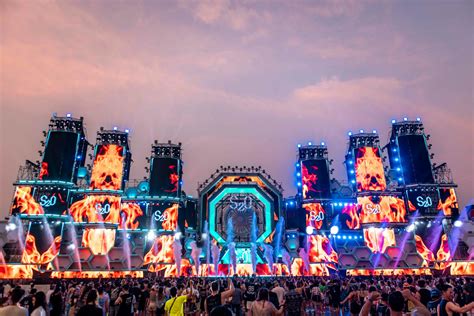 สุดชุ่มฉ่ำ เอาใจสาย Edm กับเทศกาลดนตรีสุดยิ่งใหญ่สมการรอคอย