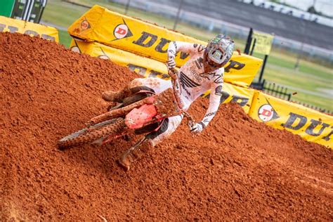 Career First Sx Podium For Sexton At Atlanta Supercross