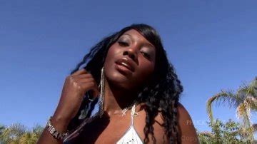 Ebony Beauty Nyomi Banxxx Gets Her Pussy Pounded By A Hard BBC From Chocolate Mousse Filling 2