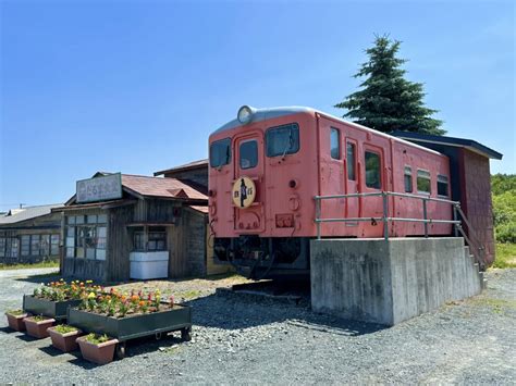 映画「鉄道員」に登場した鉄道車両と幌舞駅の駅前広場 フリー写真テイクアウト