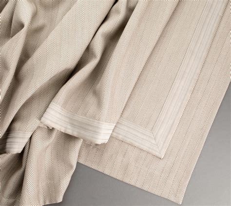 Каталог моделей ATELIERTATI | Покрывала и пледы премиум класса на заказ