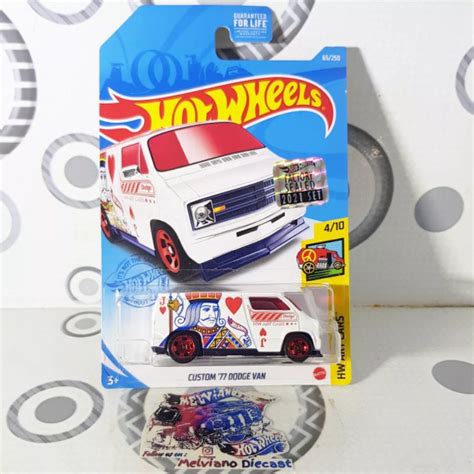Jual Hot Wheels Custom 77 Dodge Van Treasure Hunt Reguler TH Factory Sealed FS Shopee Indonesia