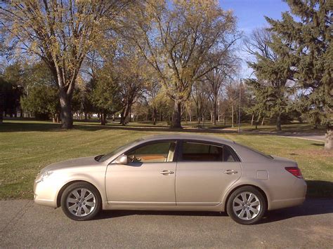 2005 Toyota Avalon XLS Sedan 3 5L V6 Auto