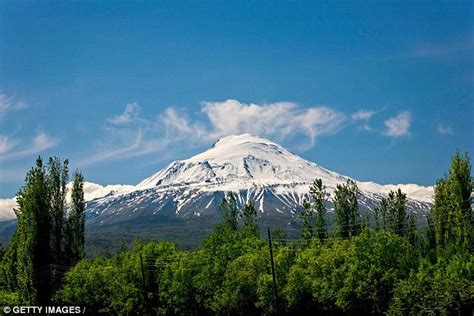 Noah's Ark could be buried on Mount Ararat in Turkey | Daily Mail Online