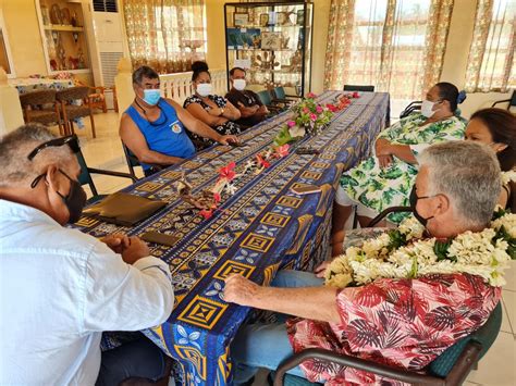 Le ministre de la Santé à la rencontre des habitants de Fakarava et