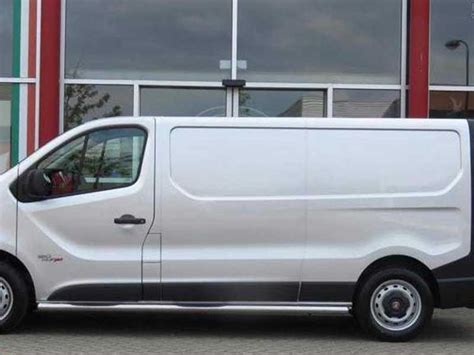 Sidebars Fiat Talento Opel Vivaro Renault Trafic RVS Met Steps