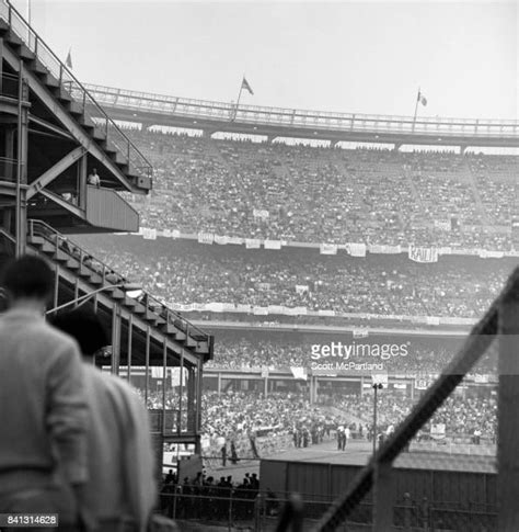 61330 Shea Stadium Photos And High Res Pictures Getty Images