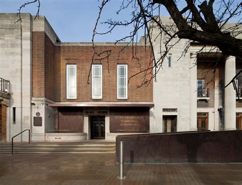 Neighborhood Guide and Local Amenities in Stoke Newington 7
