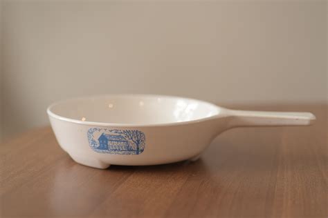 Corning Ware White Microwave Browning Skillet Blue Colonial House Amana