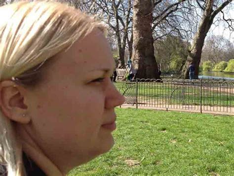 DOBILA JE POZIVNICU ZA PROSLAVU 20 GODINA MATURE Pismo Koje Je Napisala Dirnulo Je Svet