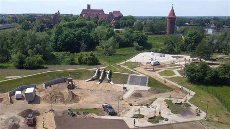 Malbork Zobacz Jakie Atrakcje Zamontowano Na Terenie Centralnego