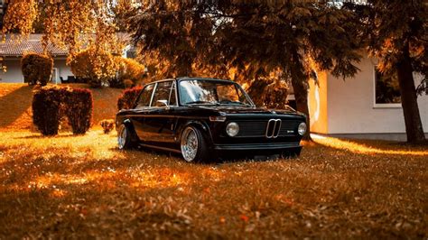 Classic BMW - backiee