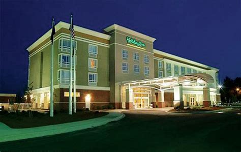 Holiday Inn Santee - Newest full-service hotel, recently renovated