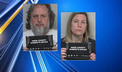 Knox County's Biggest Scandal: The Complete Newspaper Story - wzdu8sa