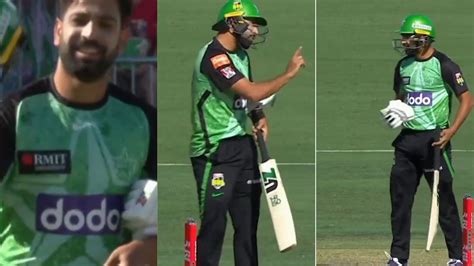 Watch Haris Rauf Walks Out To Bat Without His Pads During Melbourne