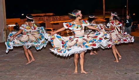 Trajes Típicos Do Nordeste