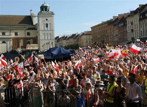 Manifestacja W Obronie Tv Trwam I Wolno Ci Medi W W Warszawie