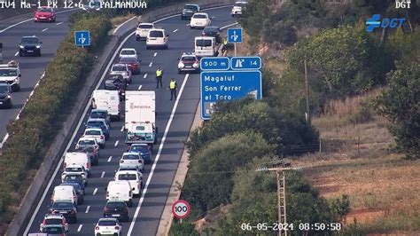 Un Accidente Provoca Retenciones Kilom Tricas En La Autopista De