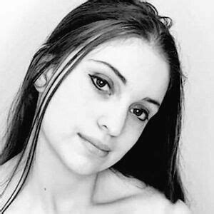 Ellys Angela Nude Photo 0006