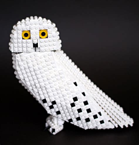 Amazing Bird Models Made Using Simple Lego Bricks