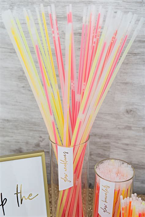 This Cute DIY Wedding Glow Stick Bar Is Such A Fun Idea