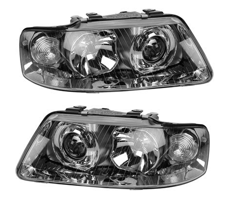 AUDI A3 8L LIFT REFLEKTOR LAMPA PRZEDNIA KOMPLET A5588 A5589 Za 572 99