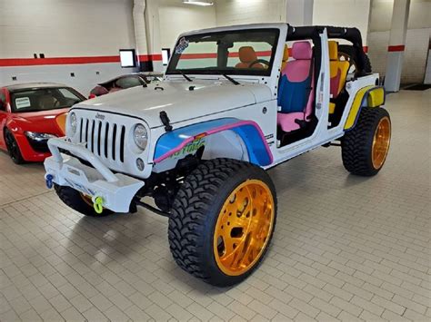 Jeep Wrangler Un Particolare Esemplare Che Richiama Gli Anni 90