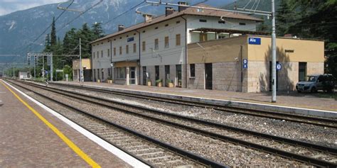 Notizie Dalle Valli Del Reno E Del Setta Aggrediscono La Capotreno Ad