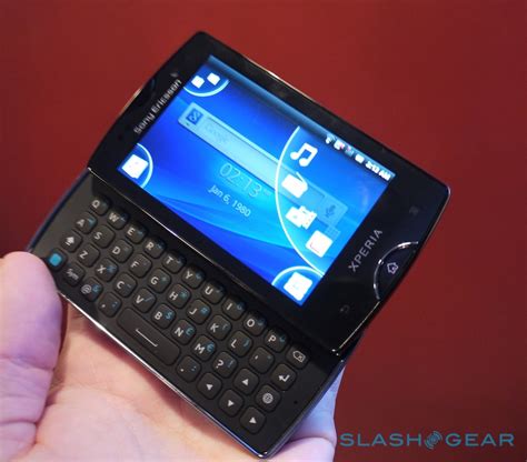 Sony Ericsson Xperia Mini And Mini Pro Hands On Video Updated