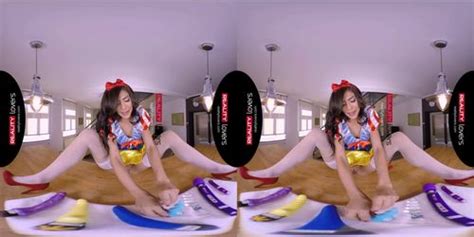 TS VIRTUAL LOVERS RealityLovers Snow Wild Is A Horny Cunt VR Parody Tnaflix