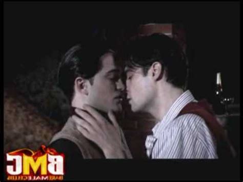 Robert Pattinson Gay Kiss Youtube