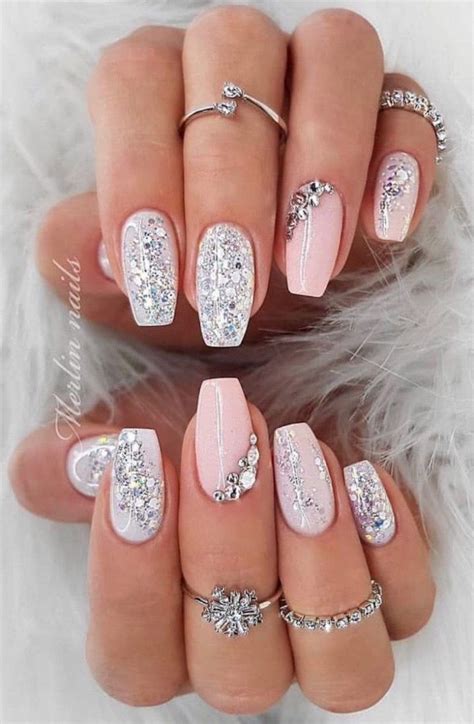 Wauw Hou Van Deze Nude Glitterslook This Glitter Love Nack Nageldesign Nagelid Er