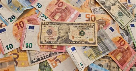 The price of the dollar rises: Exchange rates as of today in the ...