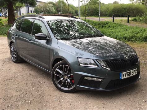 Find A Used Grey Škoda Octavia Vrs Estate 2017 20 Tsi Vrs 245 Dsg In