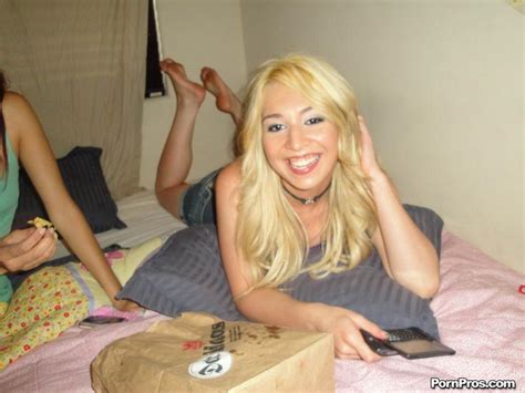 Hot Teen Bffs Parker And Zoey Sharing A Lucky Cock Porn Pictures Xxx Photos Sex Images