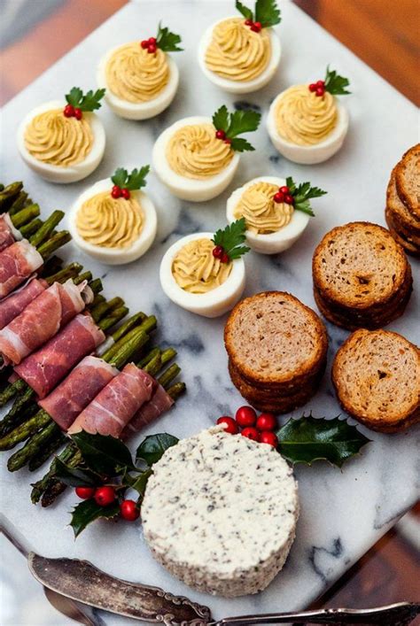 How To Host An Elegantly Easy Christmas Dinner Party Christmas Food