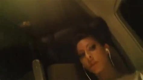 Herrlicher Brunette Fingert Und Neckt Im Flugzeug XHamster