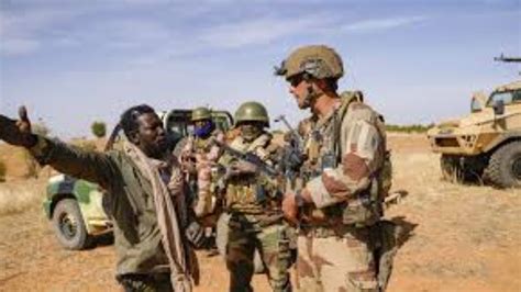 23 11 PLUS DE 5 000 MERCENAIRES FRANCAIS CHASSES DU SAHEL SONT DANS