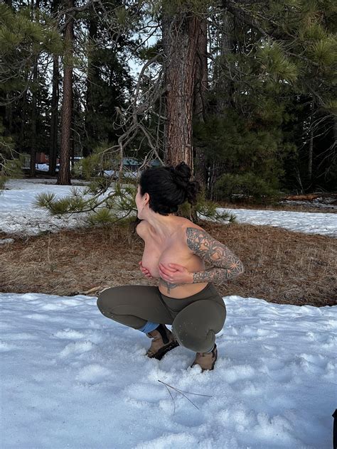 Love Being Nude In The Snow R NakedAdventures