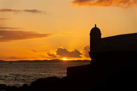 Premium Photo Beautiful Dramatic Orange Sunset