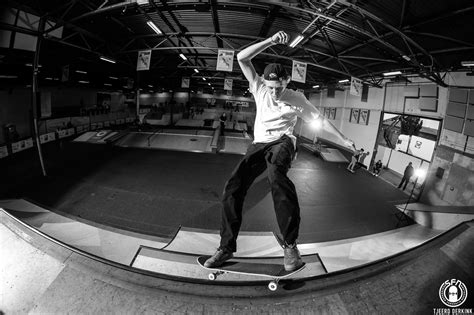 Nk Skateboarden Skateland Rotterdam By Tjeerd Derkink Bart Buikman